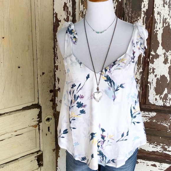 NWOT GENTLE FAWN Floral Print Chiffon Top - Picture 2 of 7